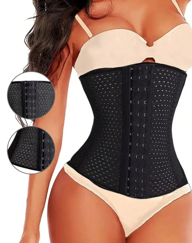 Černý stahovací pás na zapínání