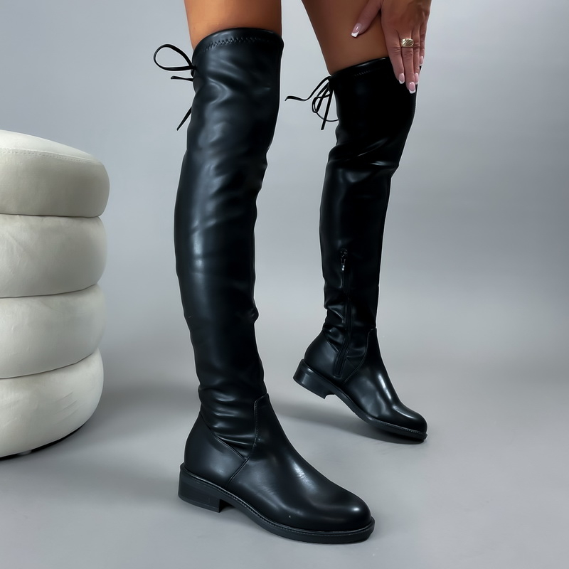 Černé vysoké kozačky