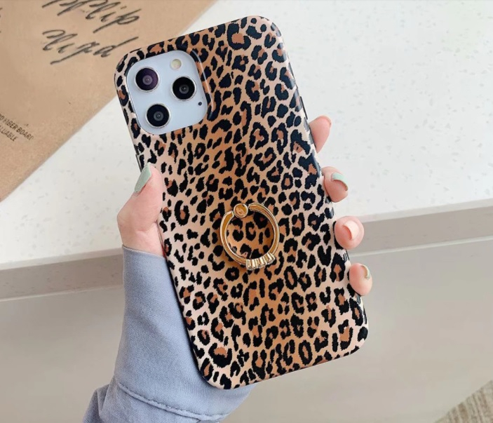 Kryt na mobil + poutko