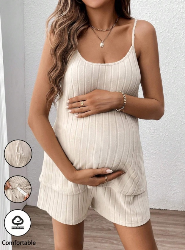 Béžový krátký komplet