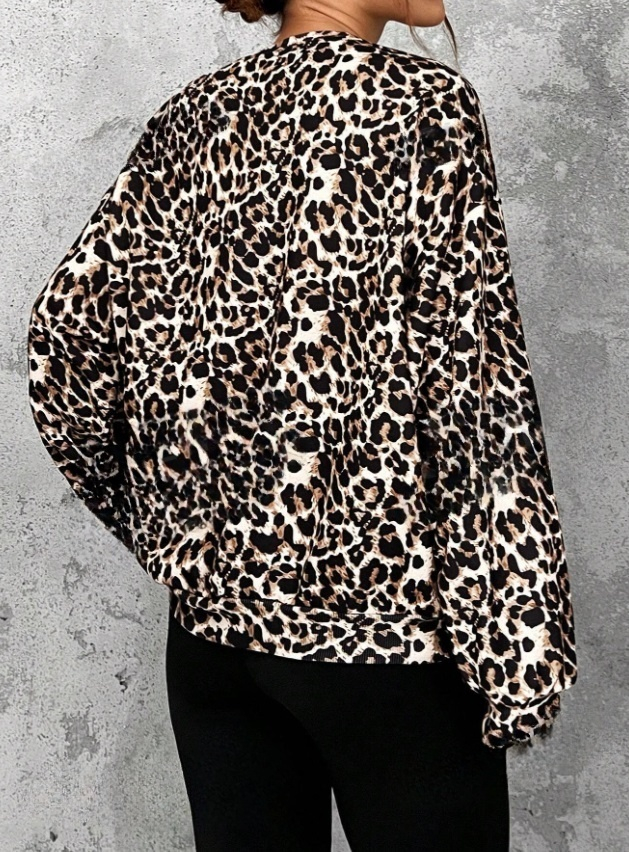 Hnědá oversize  mikina s leopardím vzorem (obrázek 3)