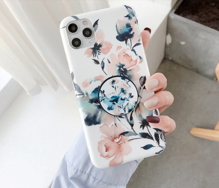 Kryt na mobil + poutko