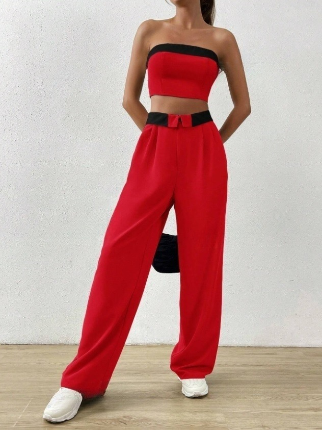 Červený kalhotový komplet