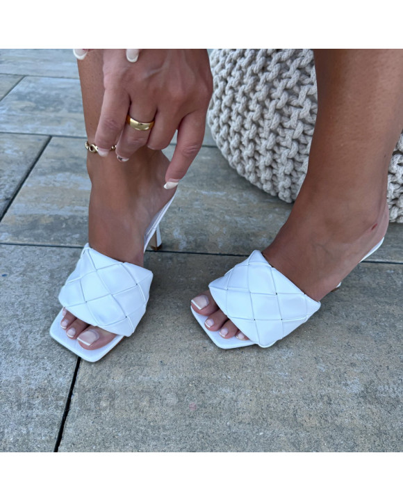 Bílé propletené pantofle-321172-20