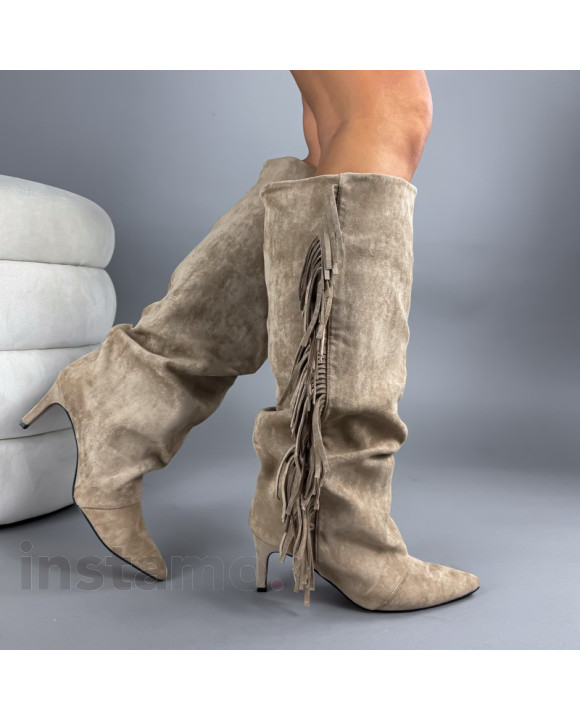 Hnědé semišové kozačky s třásněmi-323298-20