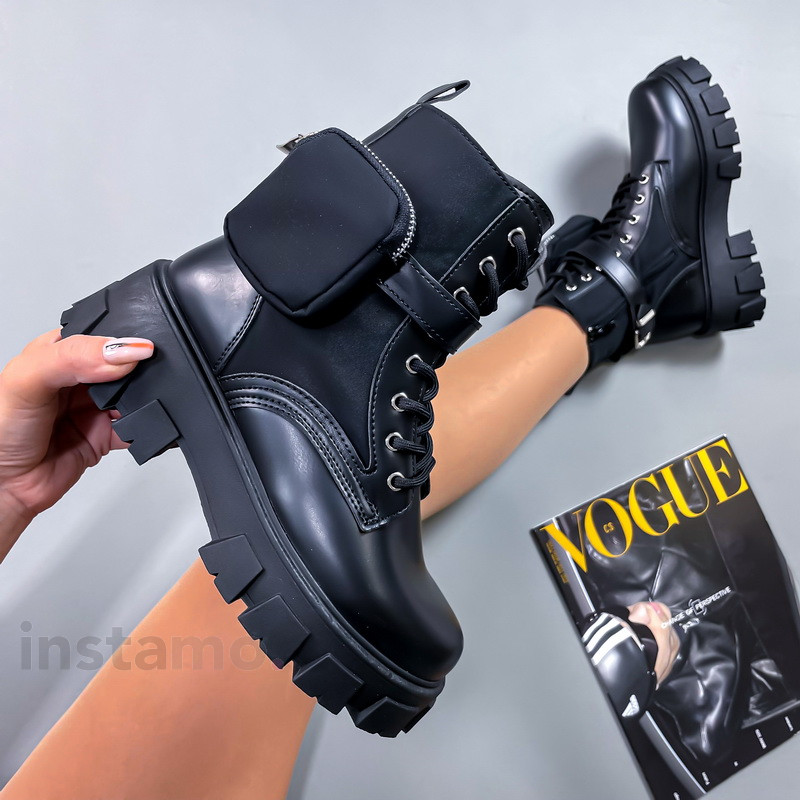 Černé kotníkové boty s kapsičkou-274535-33