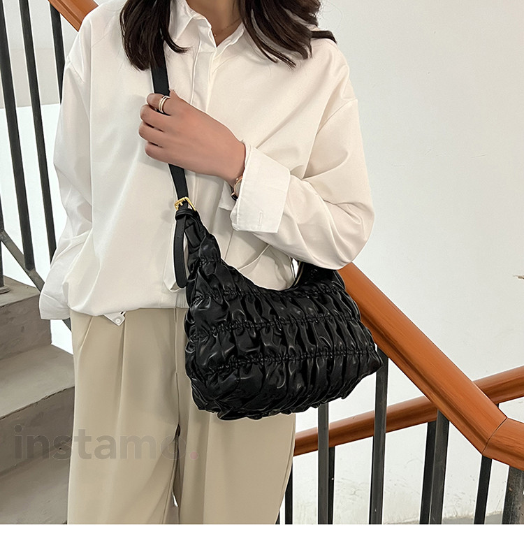 Černá kabelka-271045-37