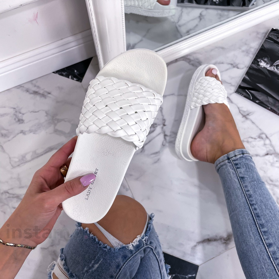 Bílé pantofle na platformě-237136-32