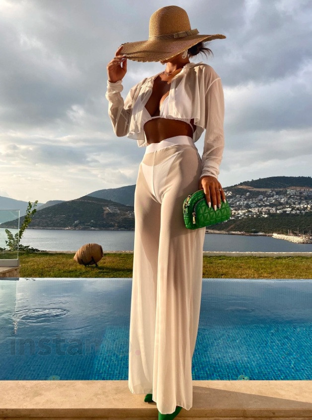 Čtyřdílný plavkový set-318912-37