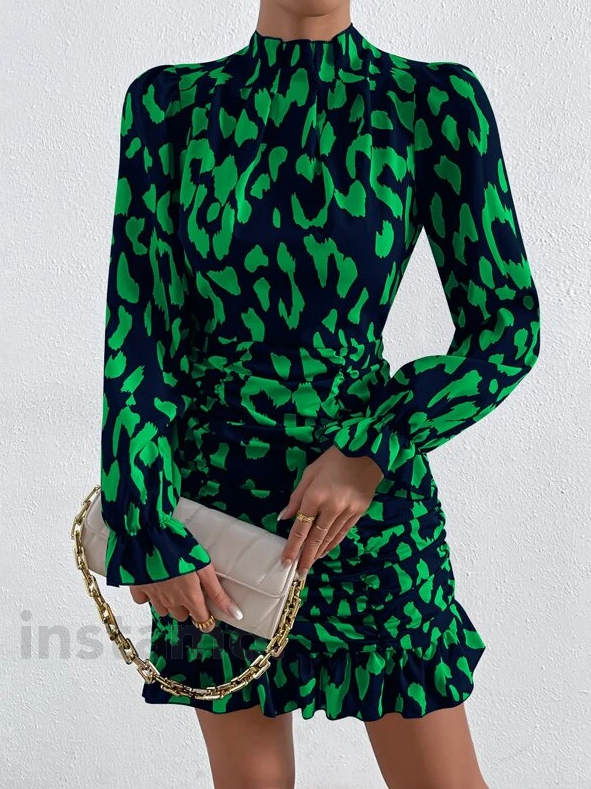 Modro-zelené šaty se vzorem-280718-31