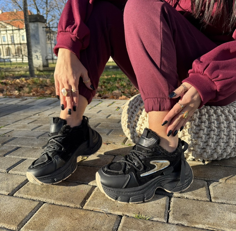 Černé zateplené tenisky-311443-316