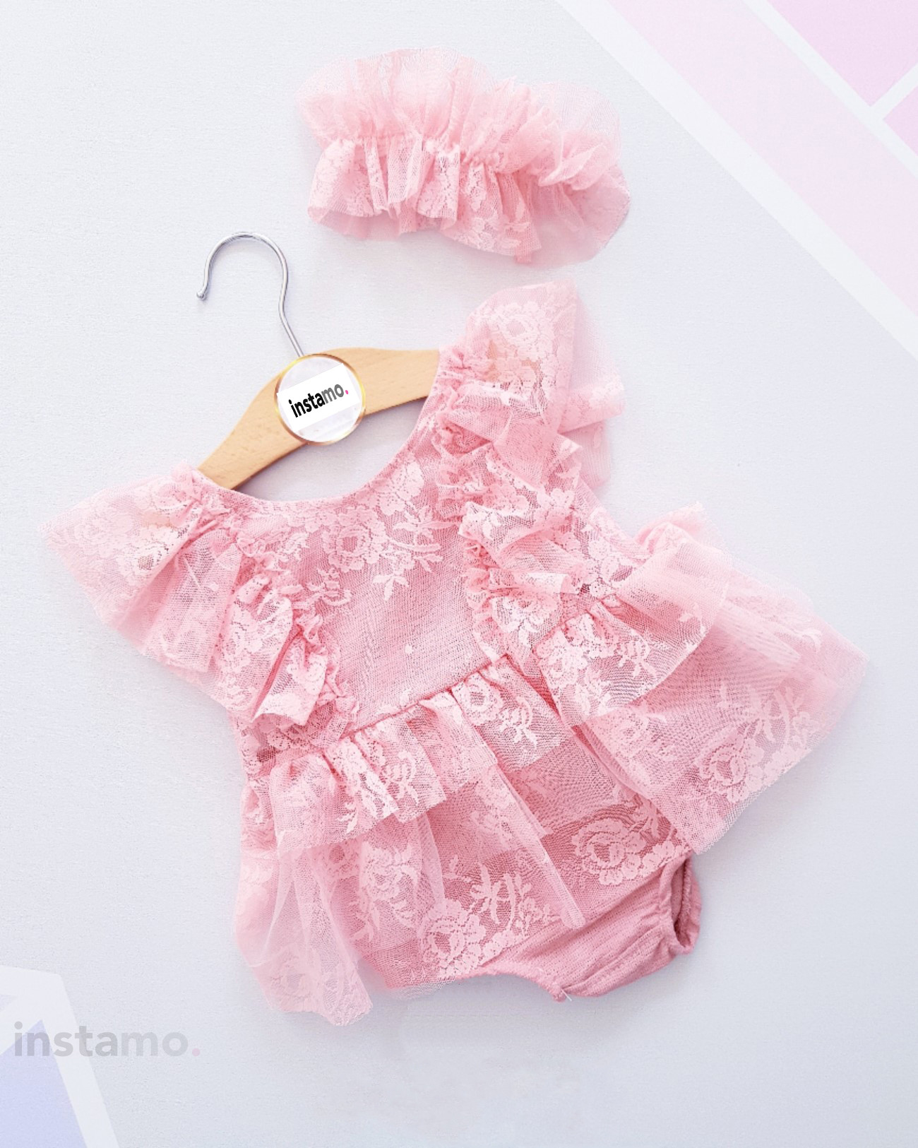 Růžové elegantní šaty s čelenkou-269812-32