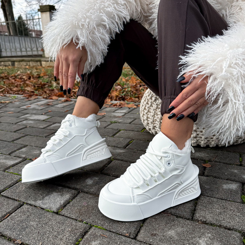 Bílé zateplené kotníkové tenisky-323558-32