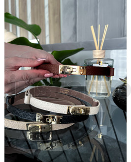 Tmavě hnědý kožený pásek