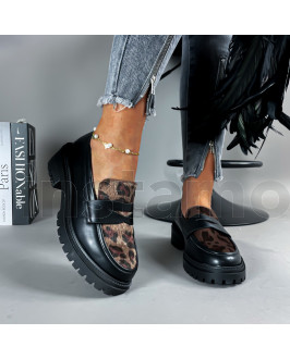 Černé leopardí mokasíny