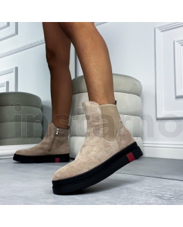 Béžové polokozačky