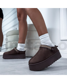 Tmavě hnědá nasouvací obuv