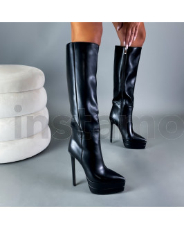 Černé vysoké kozačky