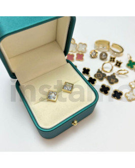 Náušnice z chirurgické oceli