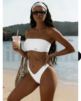 Bílé dvoudílné plavky