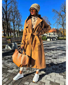 Hnědý dlouhý kabát