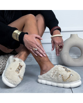 Béžové pantofle s kožešinkou