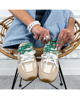 Světle hnědé tenisky