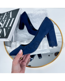 Tmavě modré lodičky s hrubým podpatkem