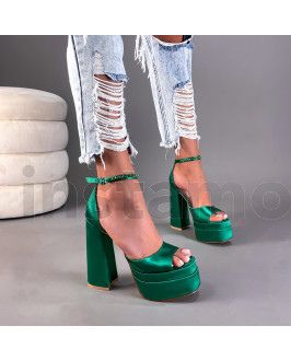 Zelené sandále na vysoké platformě