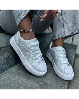 Bílé kamínkové tenisky