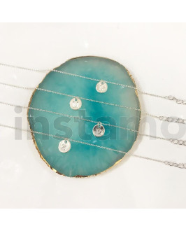 Dámský pozlacený náramek s písmenkem