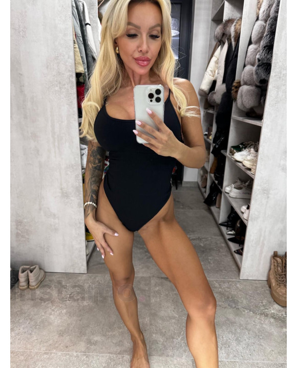 Černé stahovací body-300298-20