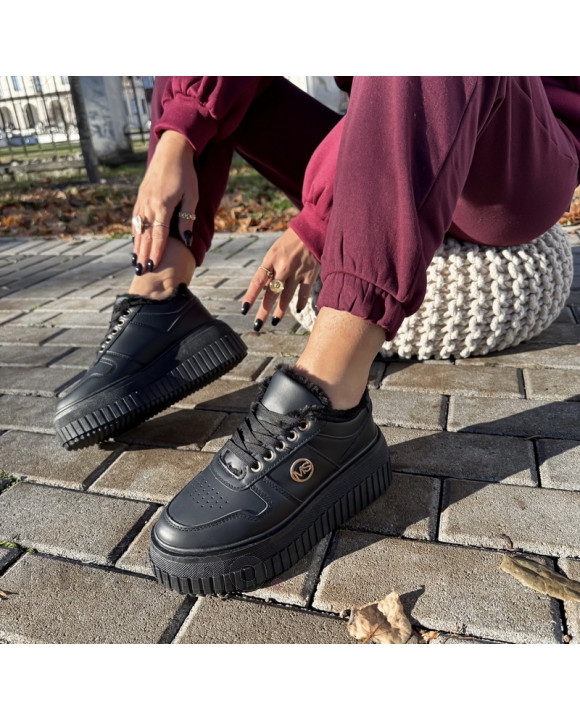 Černé zateplené tenisky-311435-20