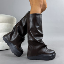 Hnědé vysoké kozačky na platformě-323025-031