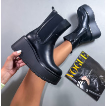 Černé polokozačky na platformě-275732-01