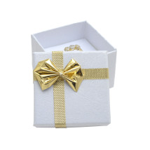 Bílá papírová dárková krabička s mašlí-278233-02