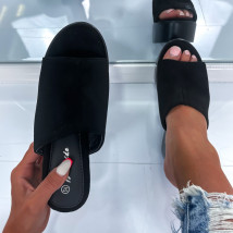 Černé pantofle na platformě-286529-04