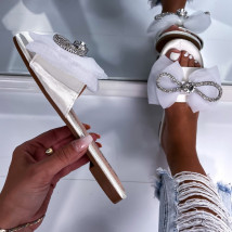 Bílé pantofle s mašlí-266997-016