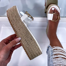 Bílé pantofle na platformě-266790-05