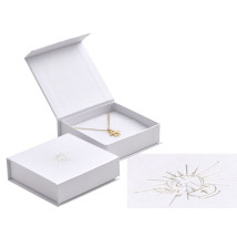 Papírová krabička bílá křtiny-297657-06