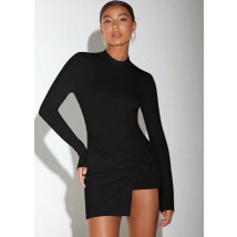 Černé šaty s odhalenými zády-295136-01