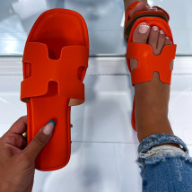 Oranžové pantofle-287382-01