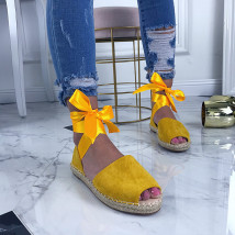 Žluté letní sandálky na vázání-207444-01