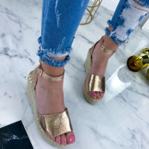 Zlaté sandálky na platformě-208933-08