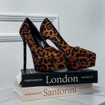 Hnědé lodičky s leopardím vzorem na platformě-309963-01