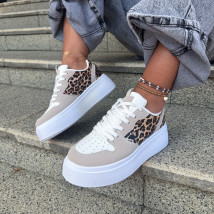 Bílé tenisky s leopardím vzorem-320425-01