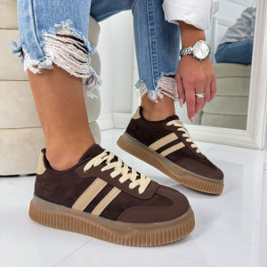 Tmavě hnědé tenisky