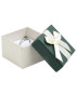 Zelená papírová dárková krabička s mašlí