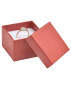 Červená papírová dárková krabička