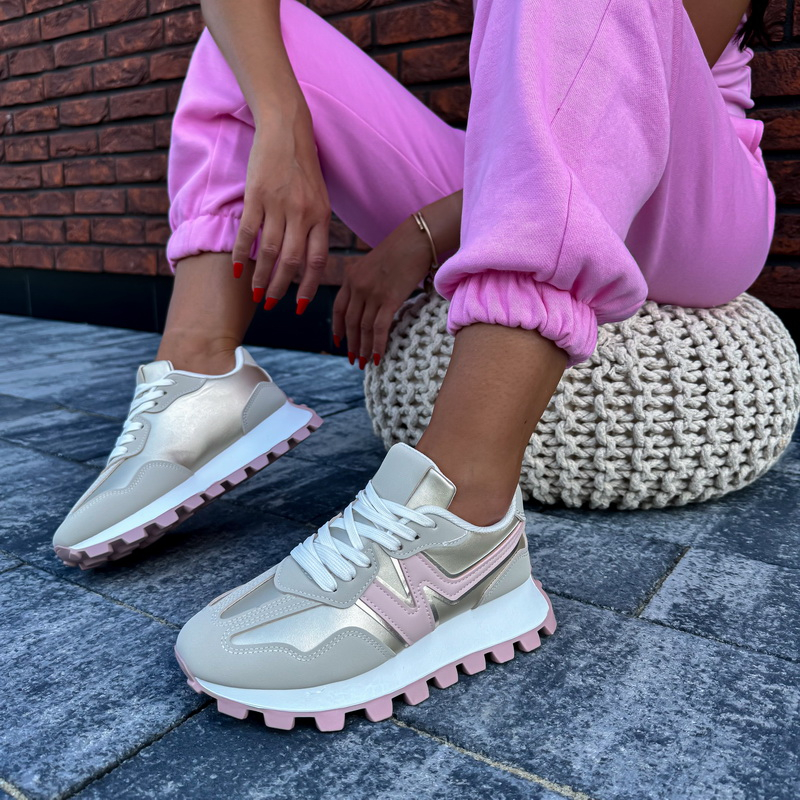 Růžovo-zlaté tenisky